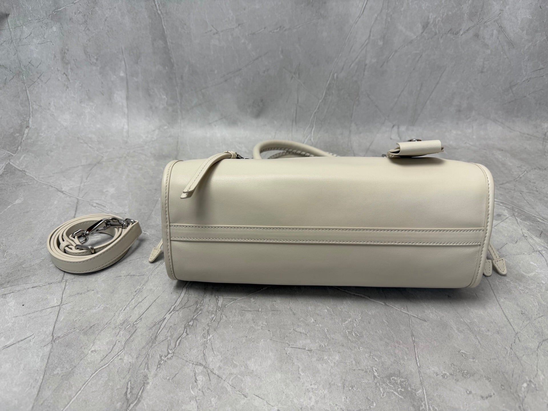 Soft Shoulder Bag - View 4