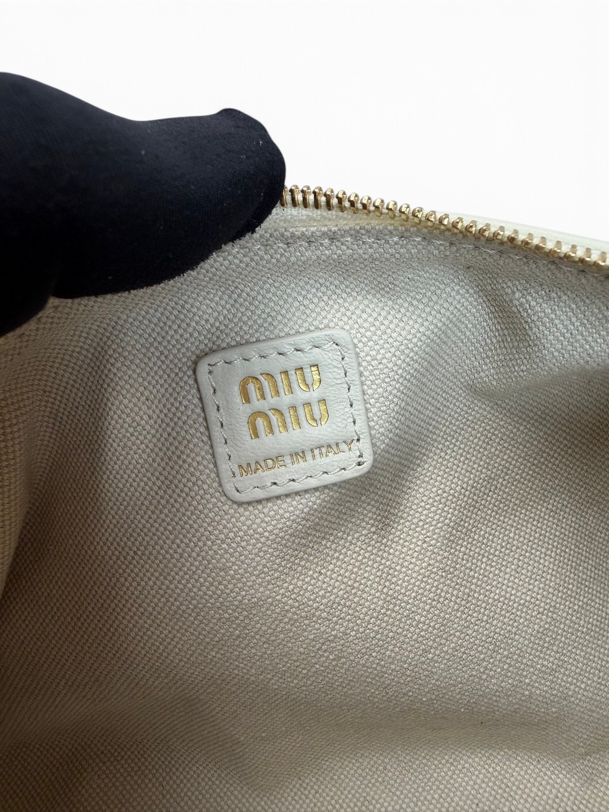Soft Shoulder Bag - View 9