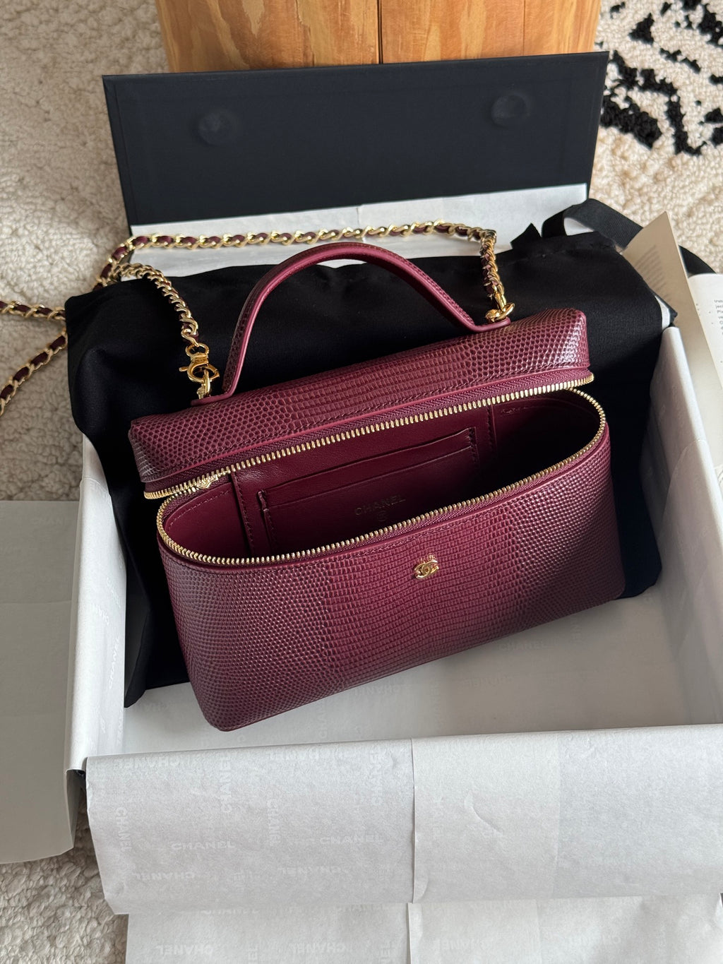 26A Small Vanity Case with Chain in Lizard-Embossed Calfskin Bag