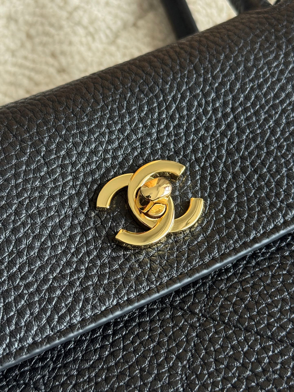 26S Medium Baguette Bag in Grained Calfskin