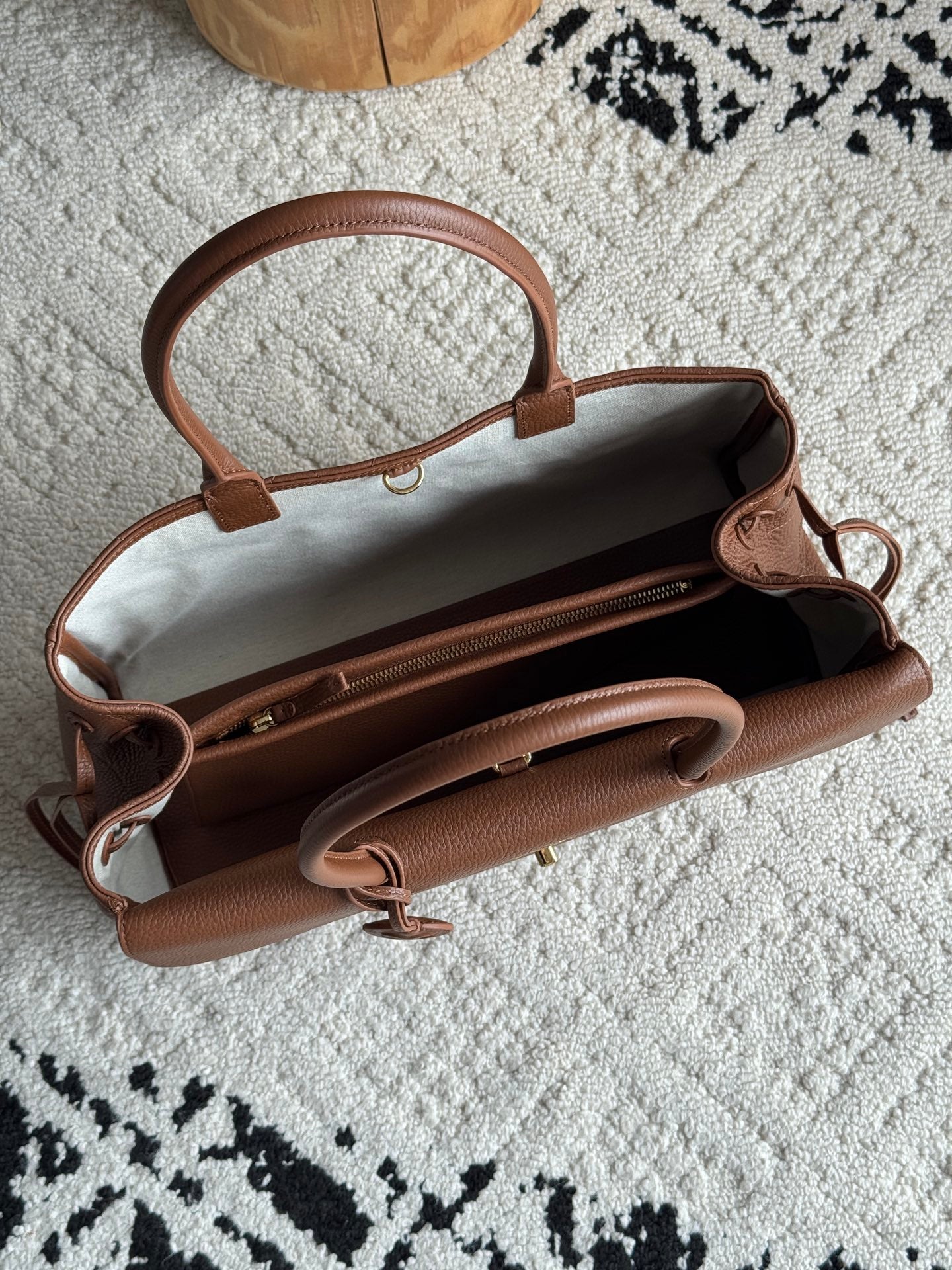 26S Medium Baguette Bag in Grained Calfskin