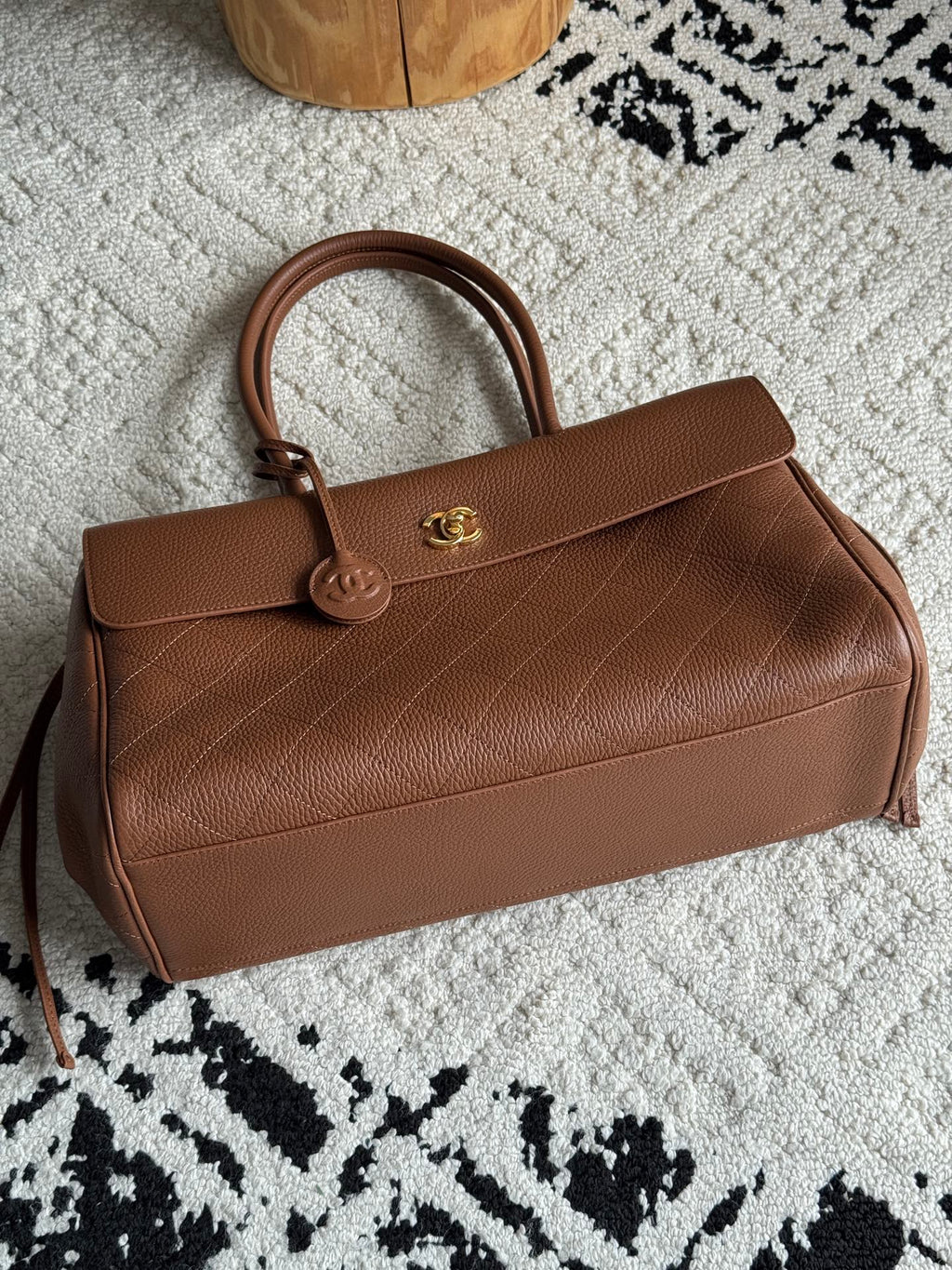26S Medium Baguette Bag in Grained Calfskin