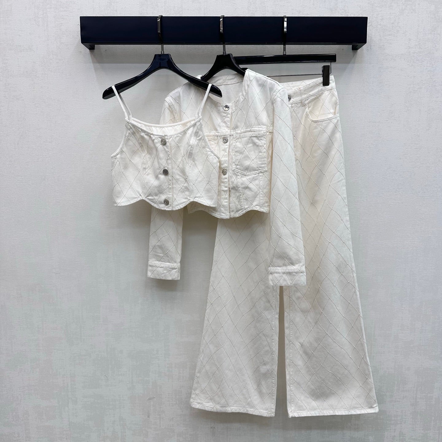 Quilted Denim Wide-Leg Jeans - White - View 8