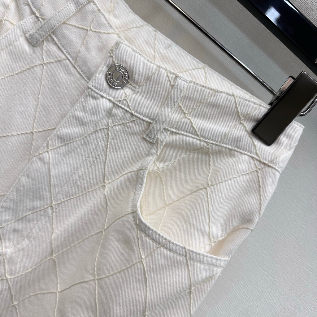 Quilted Denim Wide-Leg Jeans - White - View 3