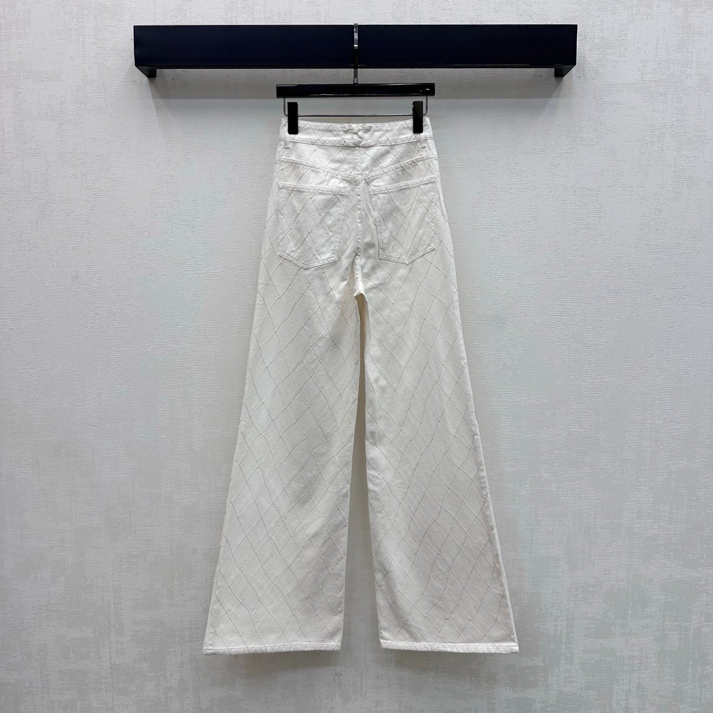 Quilted Denim Wide-Leg Jeans - White - View 5