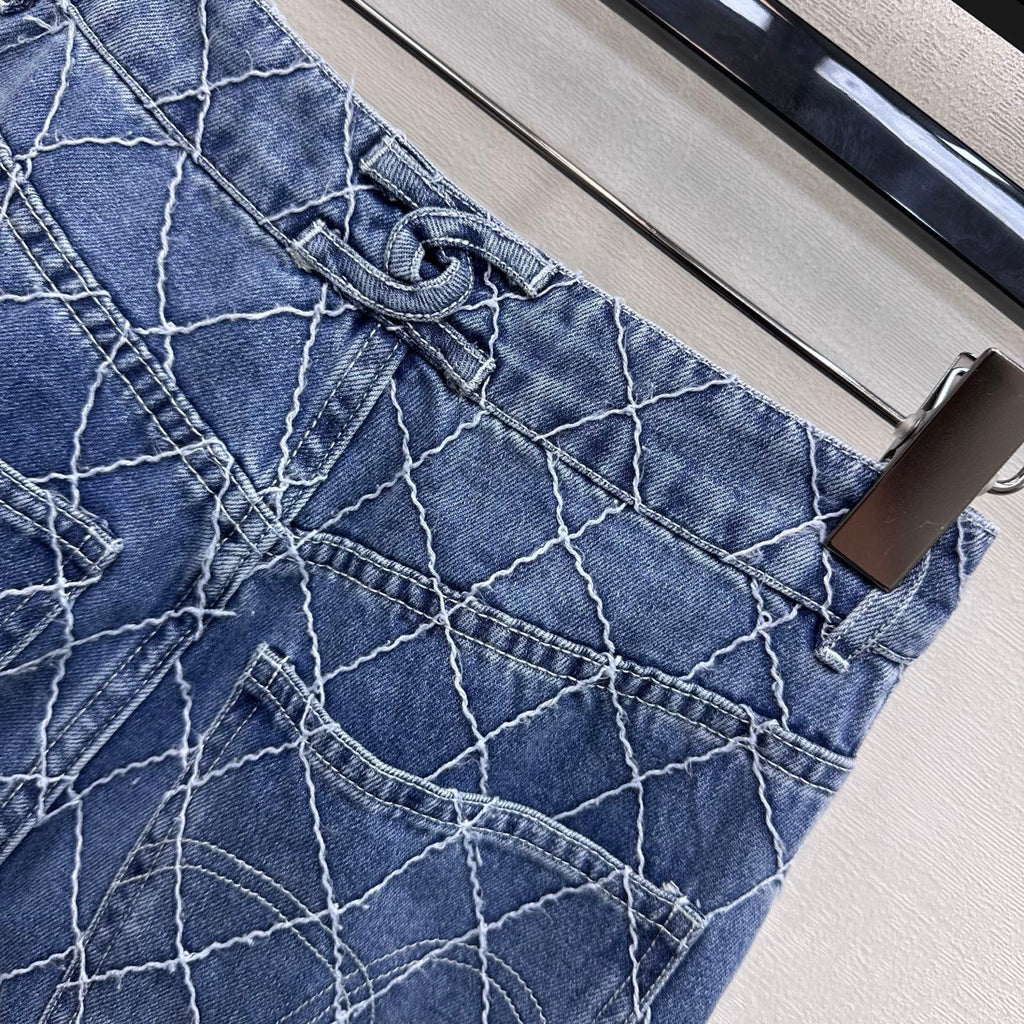 Quilted Denim Wide-Leg Jeans - Blue - View 7