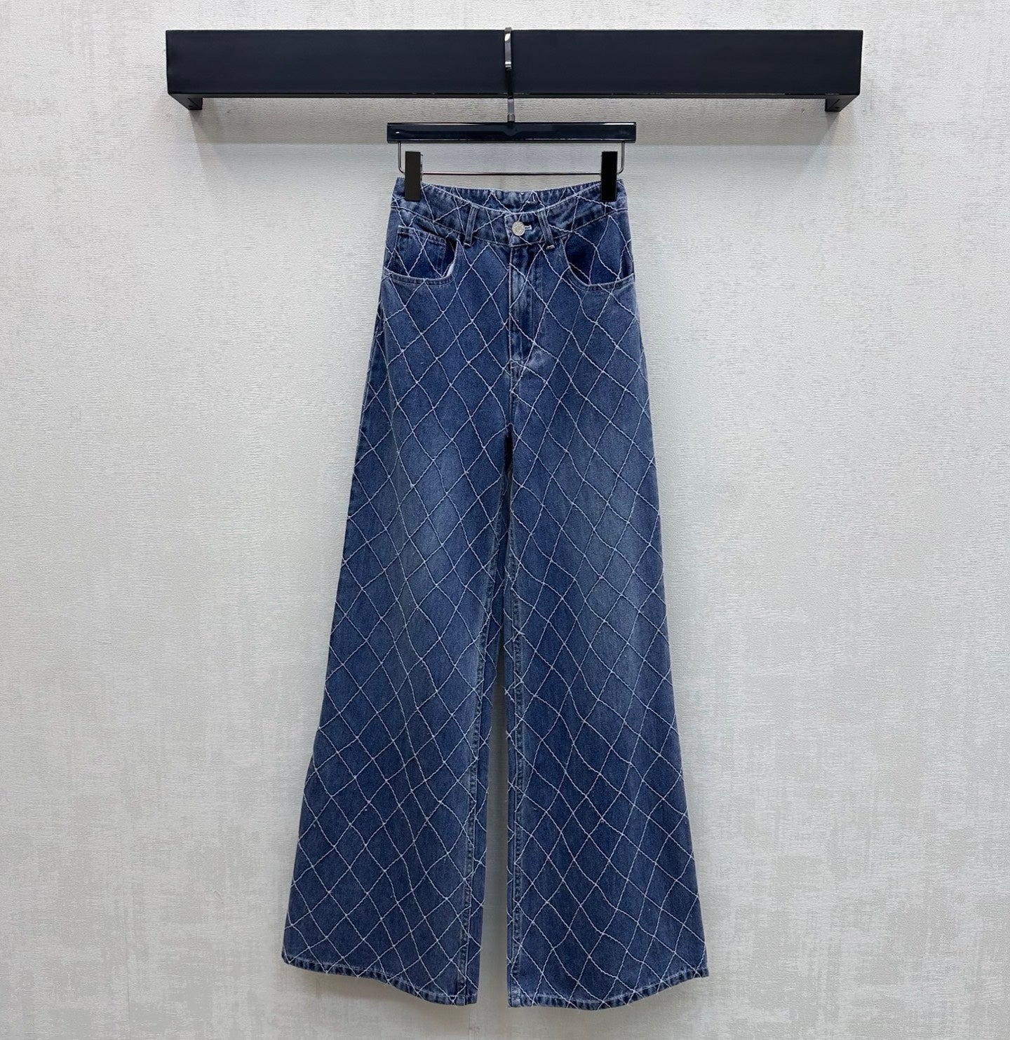 Quilted Denim Wide-Leg Jeans - Blue - View 1