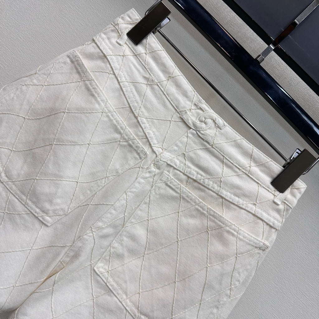 Quilted Denim Shorts - White - View 6