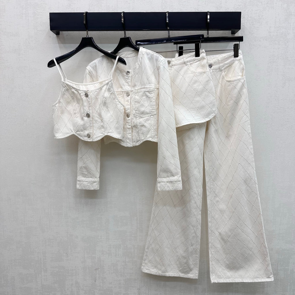 Quilted Denim Cropped Vest - White - View 8