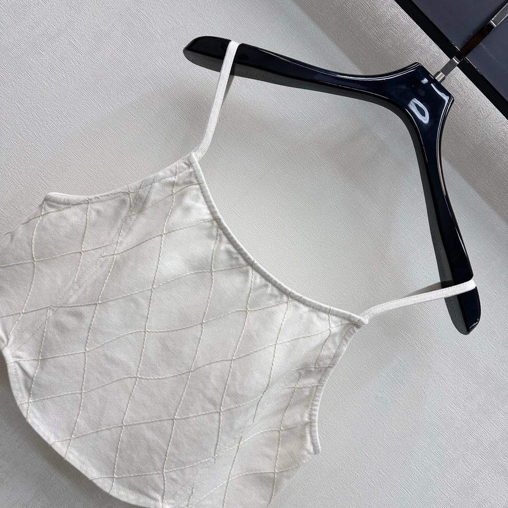 Quilted Denim Cropped Vest - White - View 6