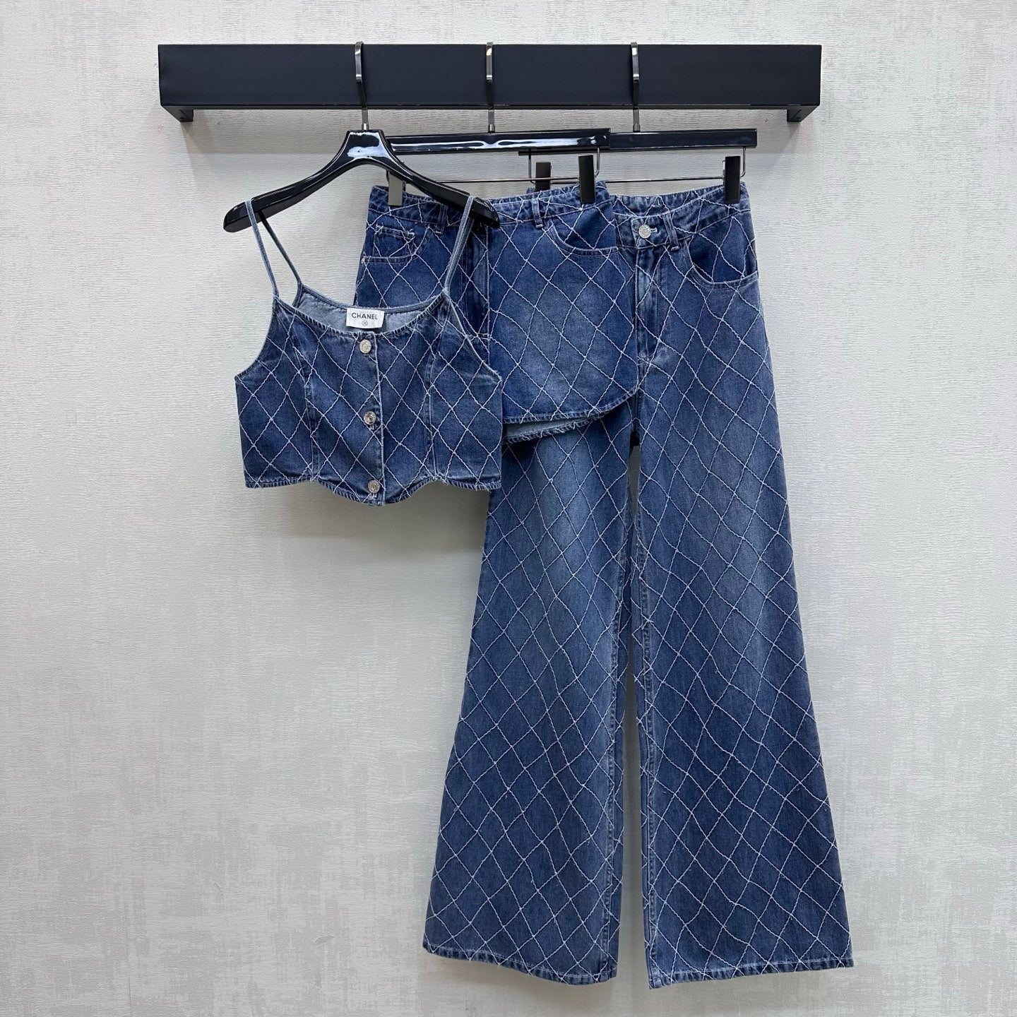 Quilted Denim Cropped Vest - Blue - View 7