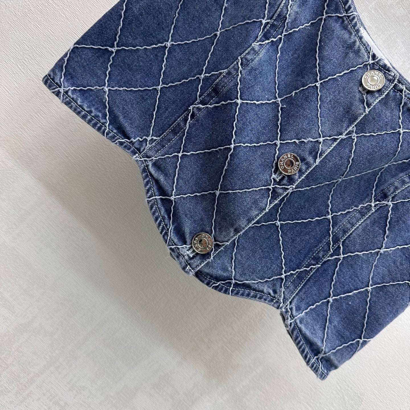 Quilted Denim Cropped Vest - Blue - View 3