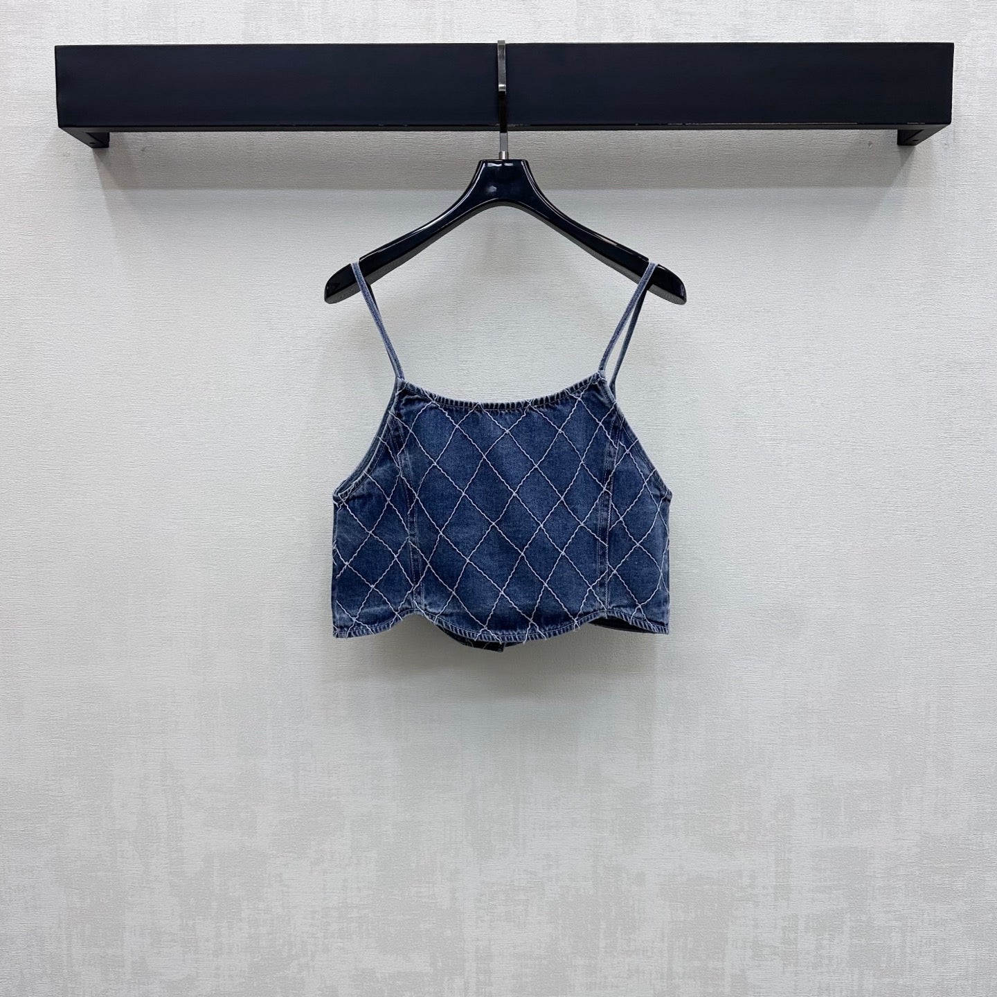Quilted Denim Cropped Vest - Blue - View 4