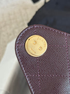 25 Medium Quilted Hobo Handbag