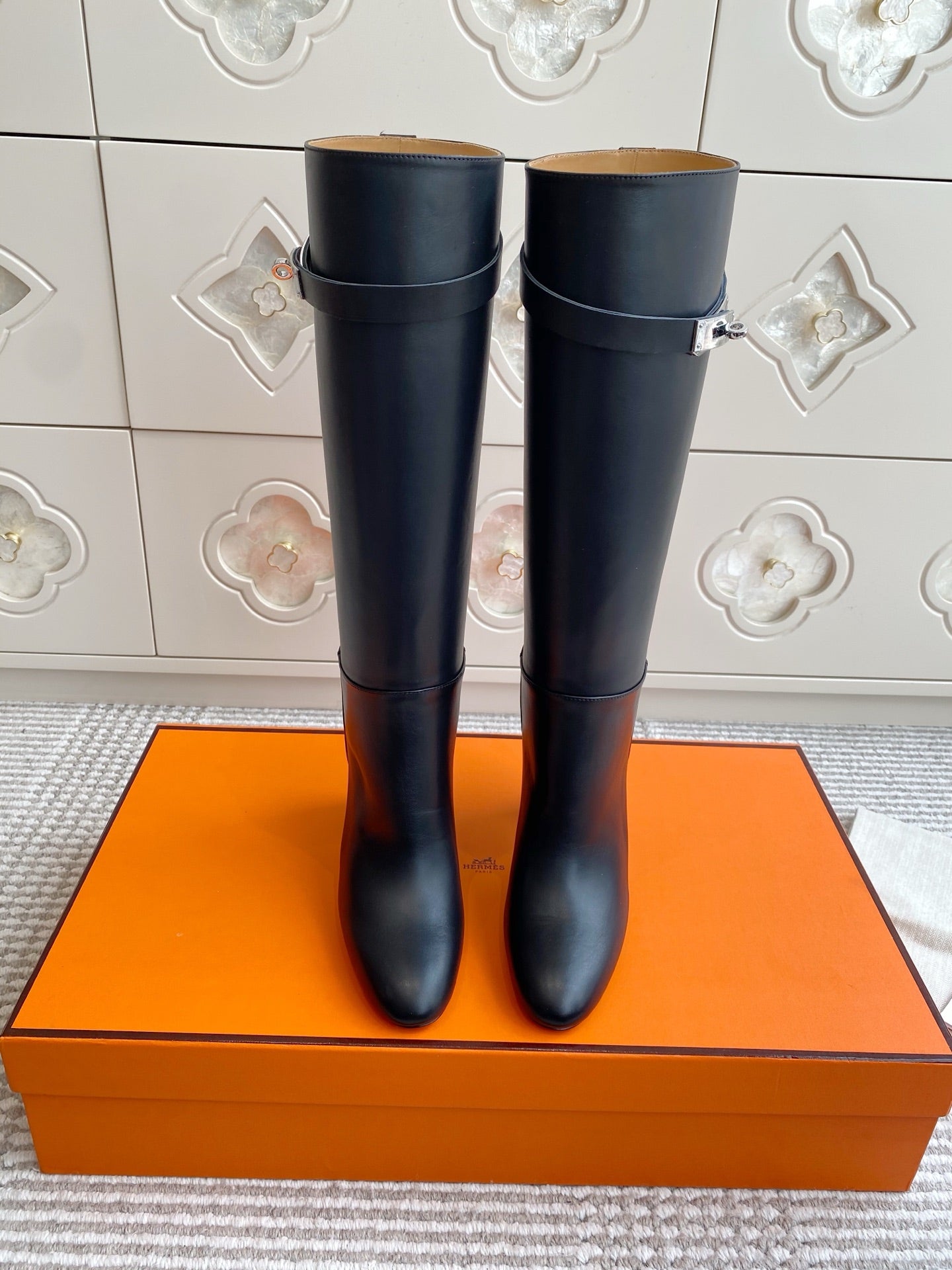 Kelly Buckle Knee-High Leather Heeled Boots