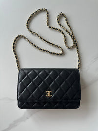 Quilted Classic Wallet on Chain