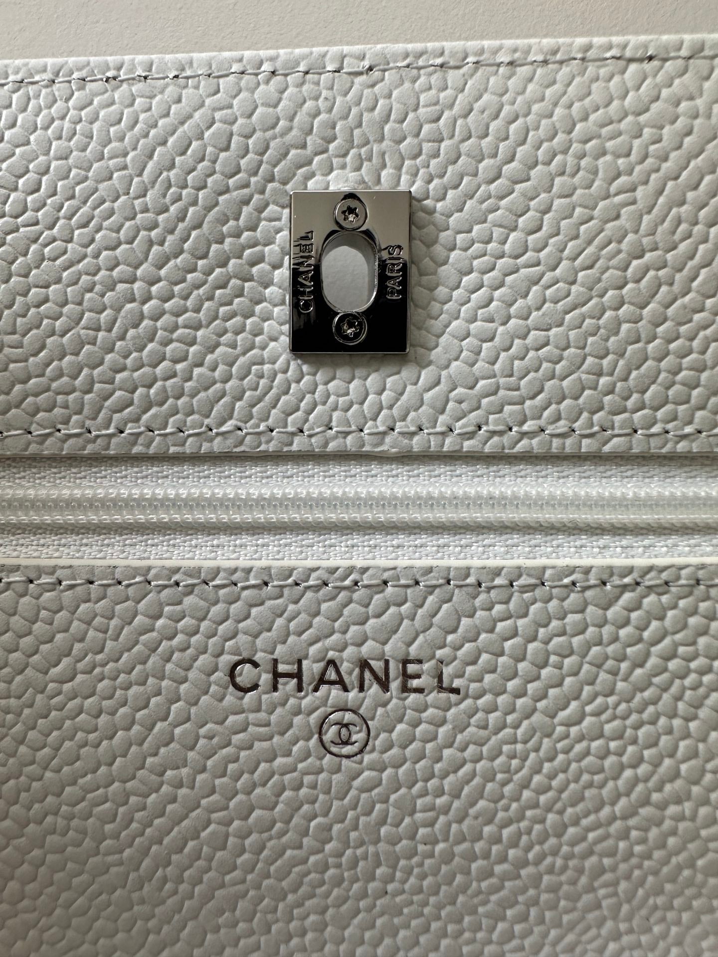 Quilted Classic Wallet on Chain