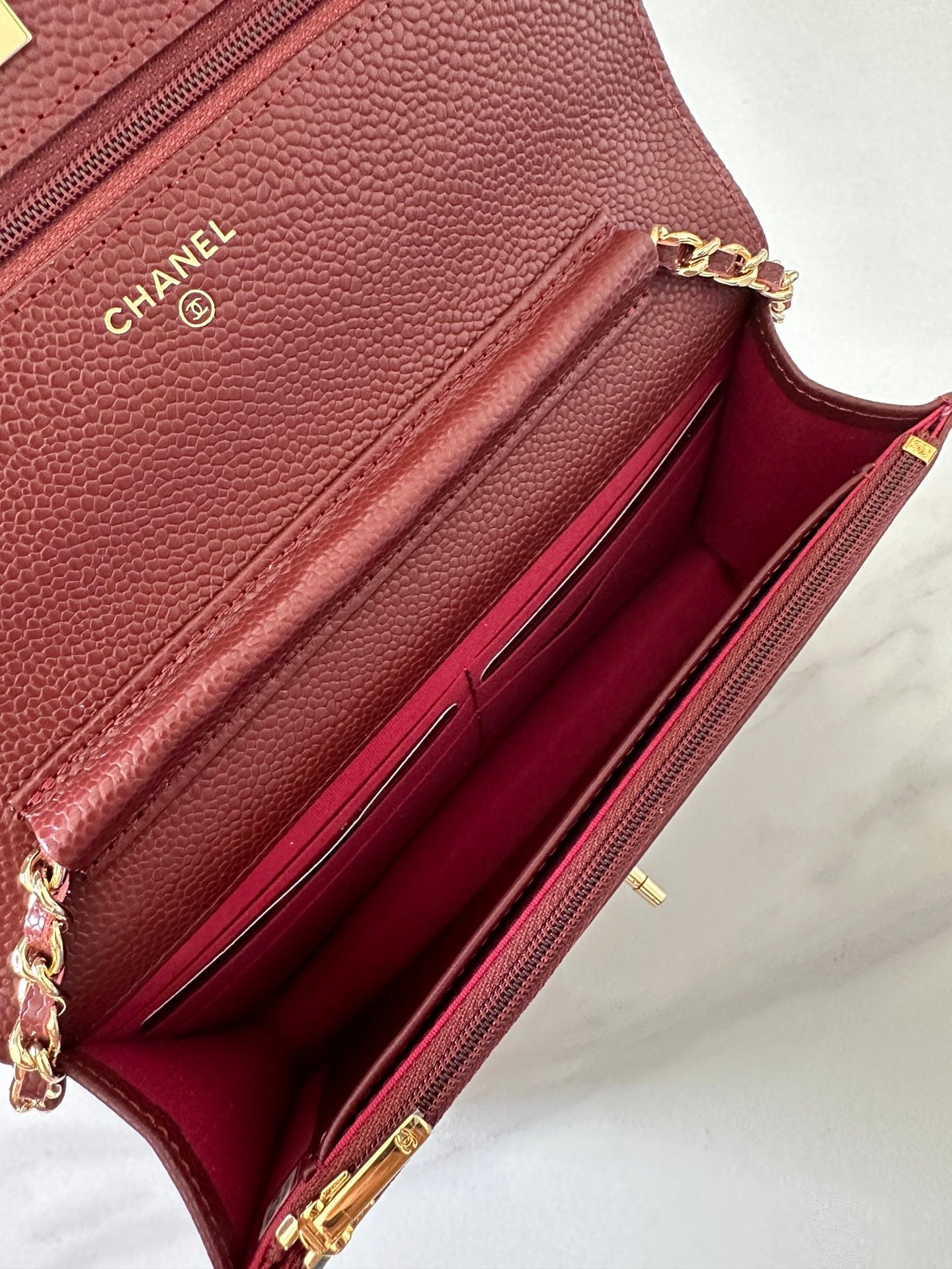 Quilted Classic Wallet on Chain