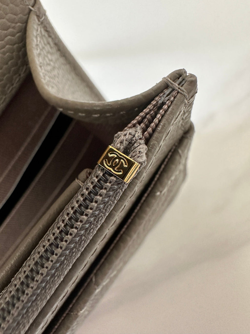 Quilted Classic Wallet on Chain