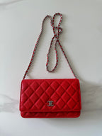 Quilted Classic Wallet on Chain
