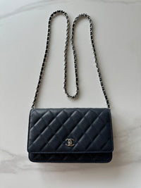 Quilted Classic Wallet on Chain