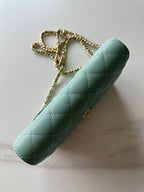 Quilted Classic Wallet on Chain