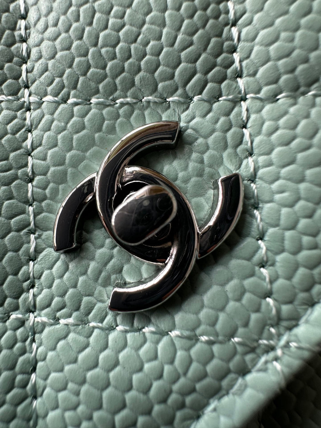 Quilted Classic Wallet on Chain