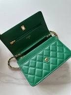 Quilted Classic Wallet on Chain