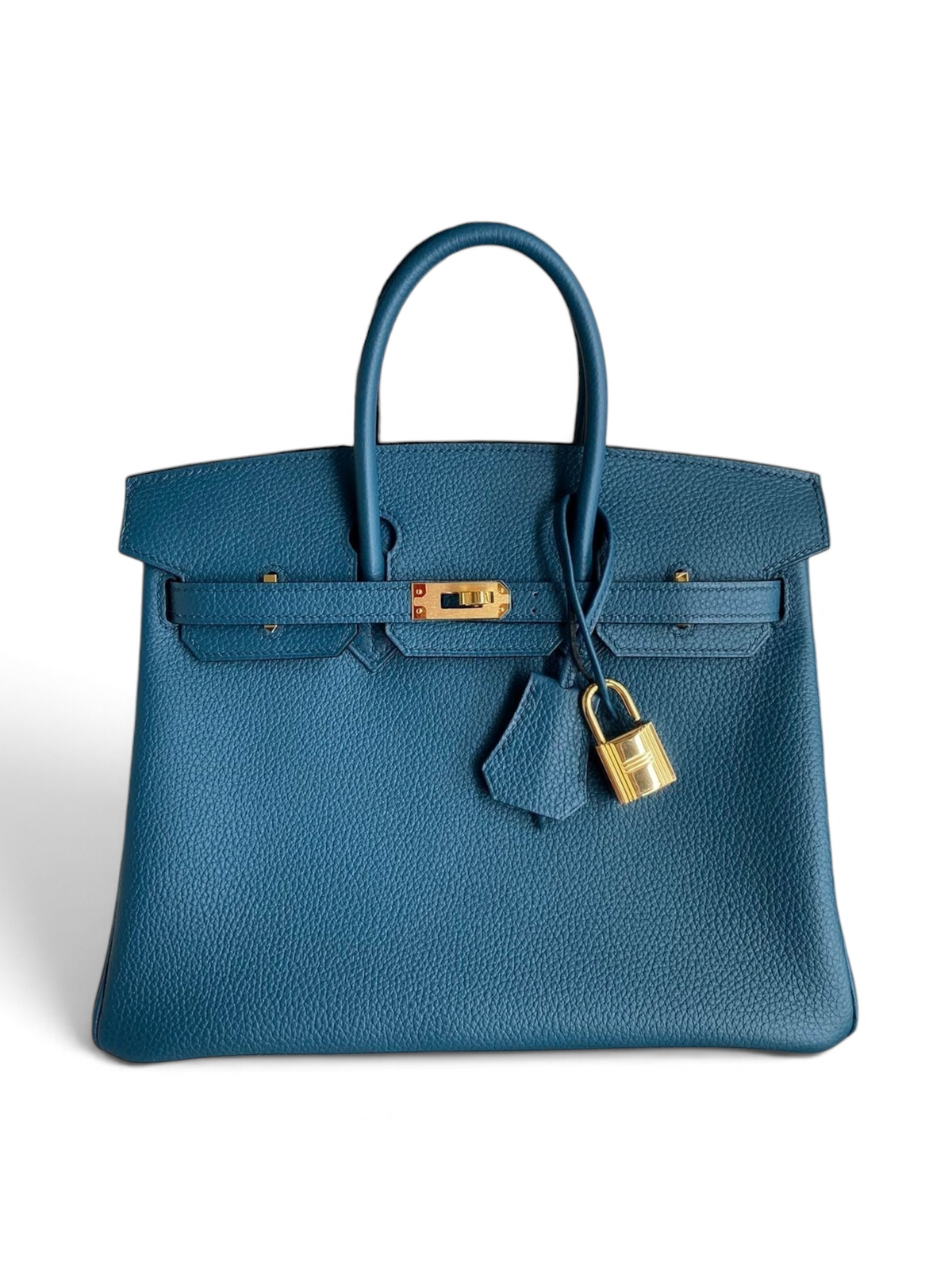 SWORD LUXURY marka, mavi Togo deriden üretilmiş, altın donanımlı ve kilitli 25 cm Hermès Birkin çanta.