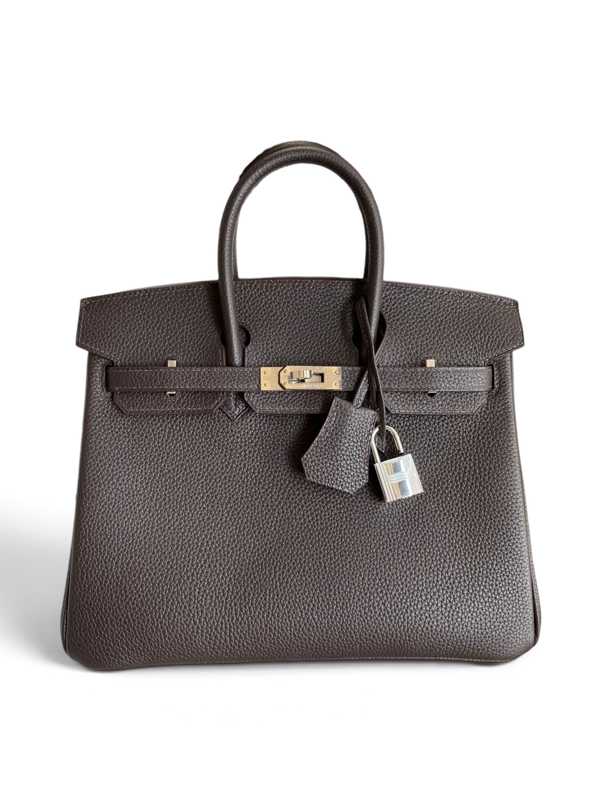 SWORD LUXURY marka, koyu kahverengi Togo derisinden üretilmiş, 25 cm boyutunda ikonik Hermès Birkin el çantası.