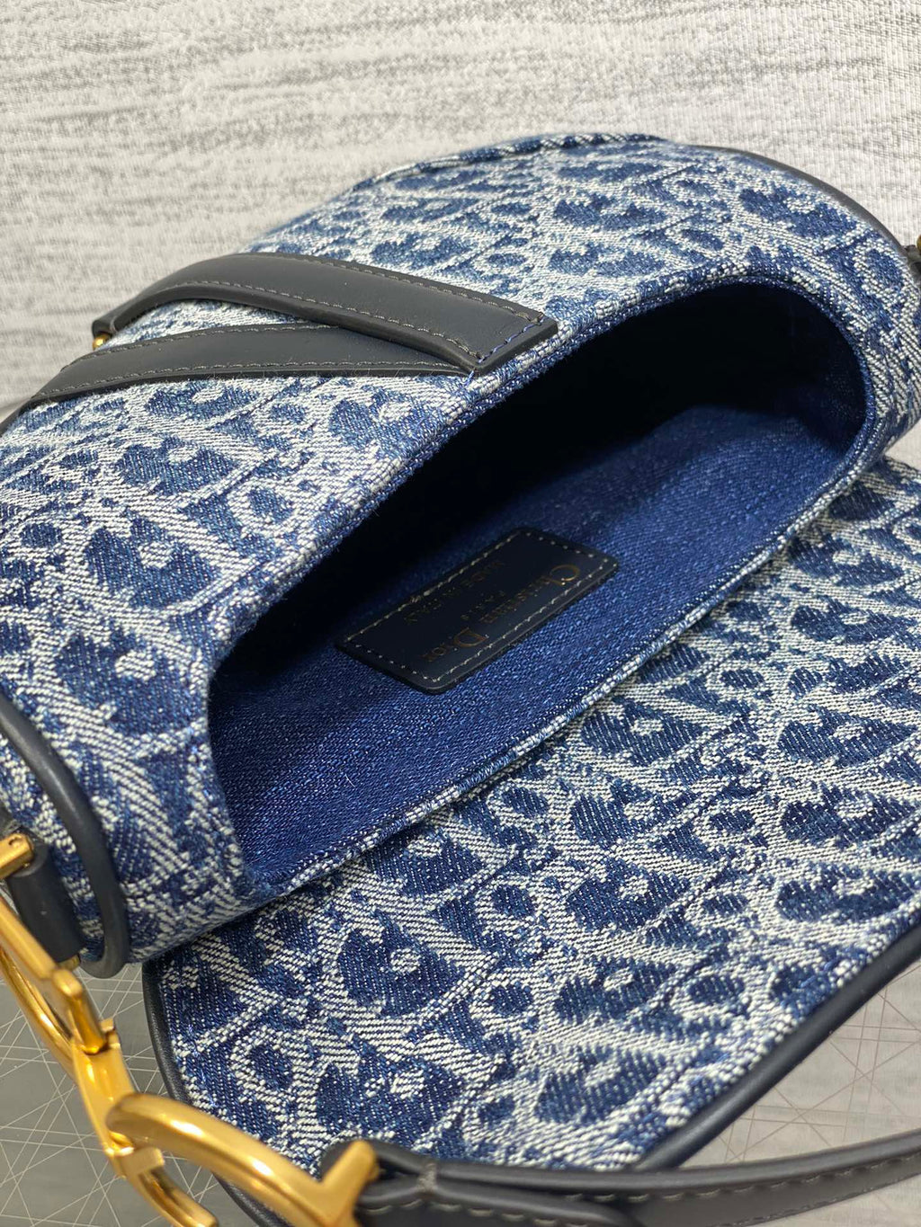 Saddle Bag