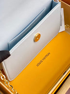 Wallet On Chain – LV Bloom Collection