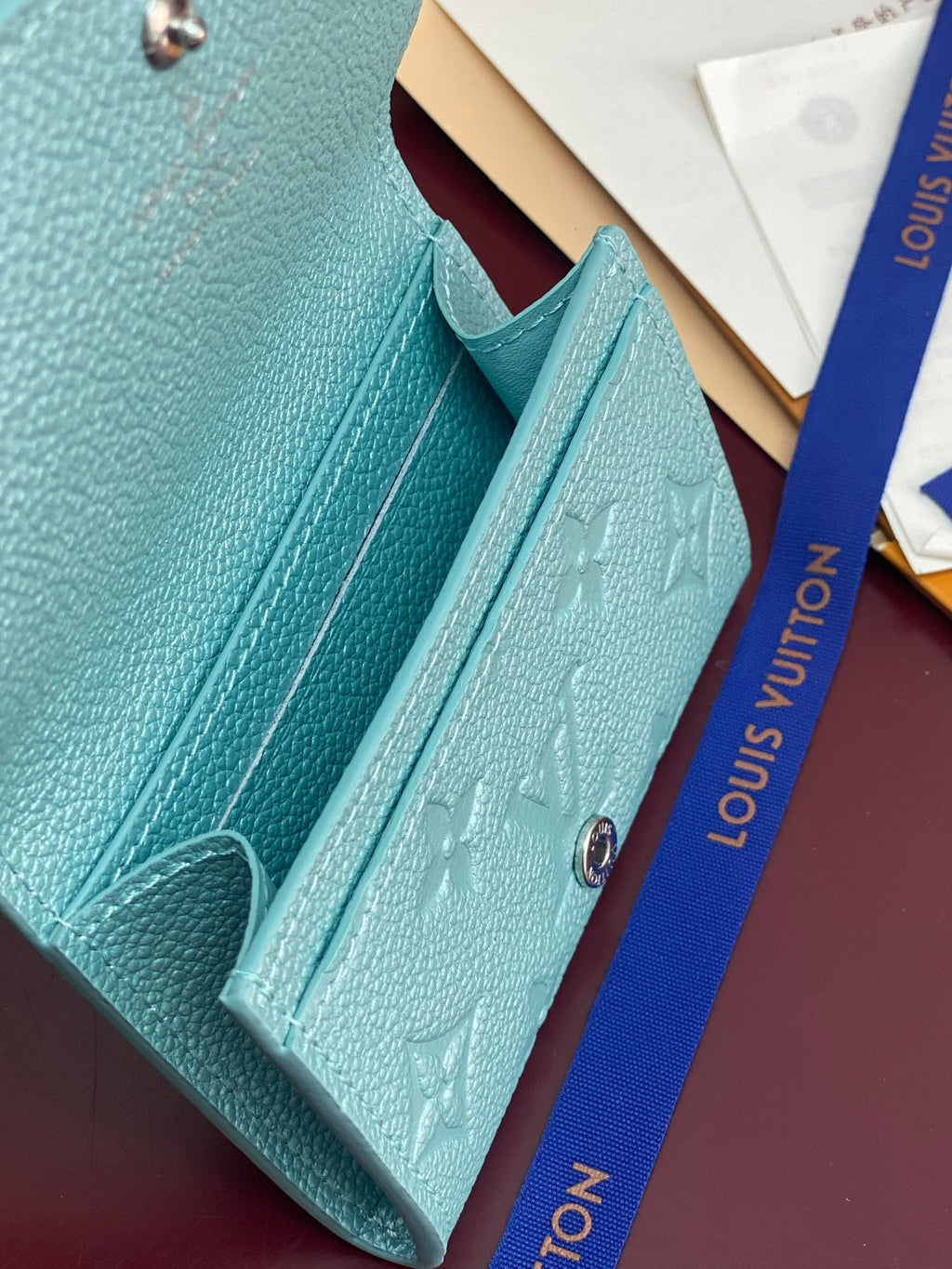 Compact Wallet