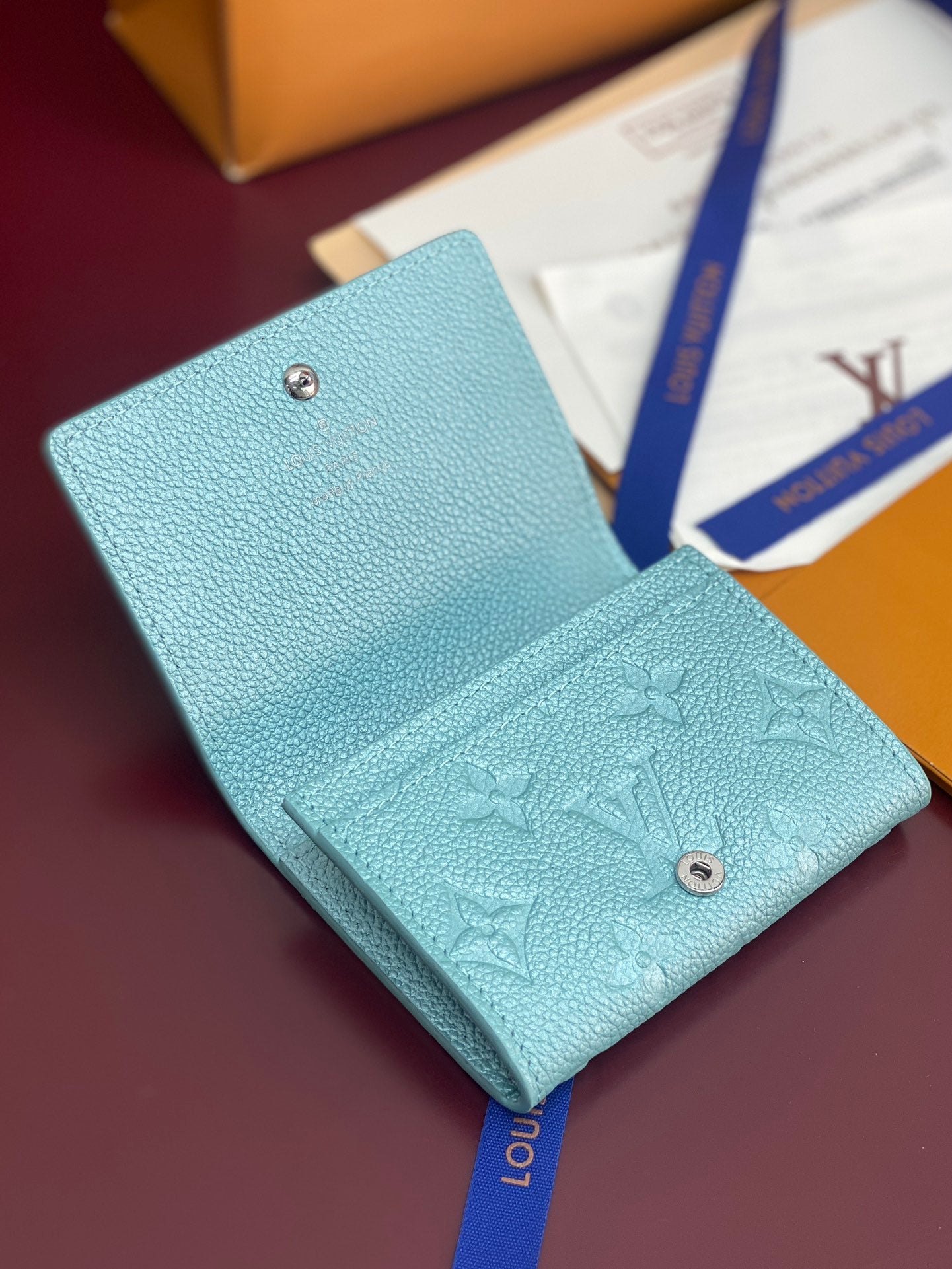 Compact Wallet