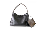 SWORD LUXURY CarryAll siyah kuzu derisi omuz çantası, gümüş donanım ve çıkarılabilir monogramlı kese ile.