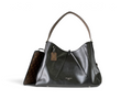 SWORD LUXURY CarryAll siyah kuzu derisi omuz çantası, gümüş donanım ve çıkarılabilir monogramlı iç cep ile.