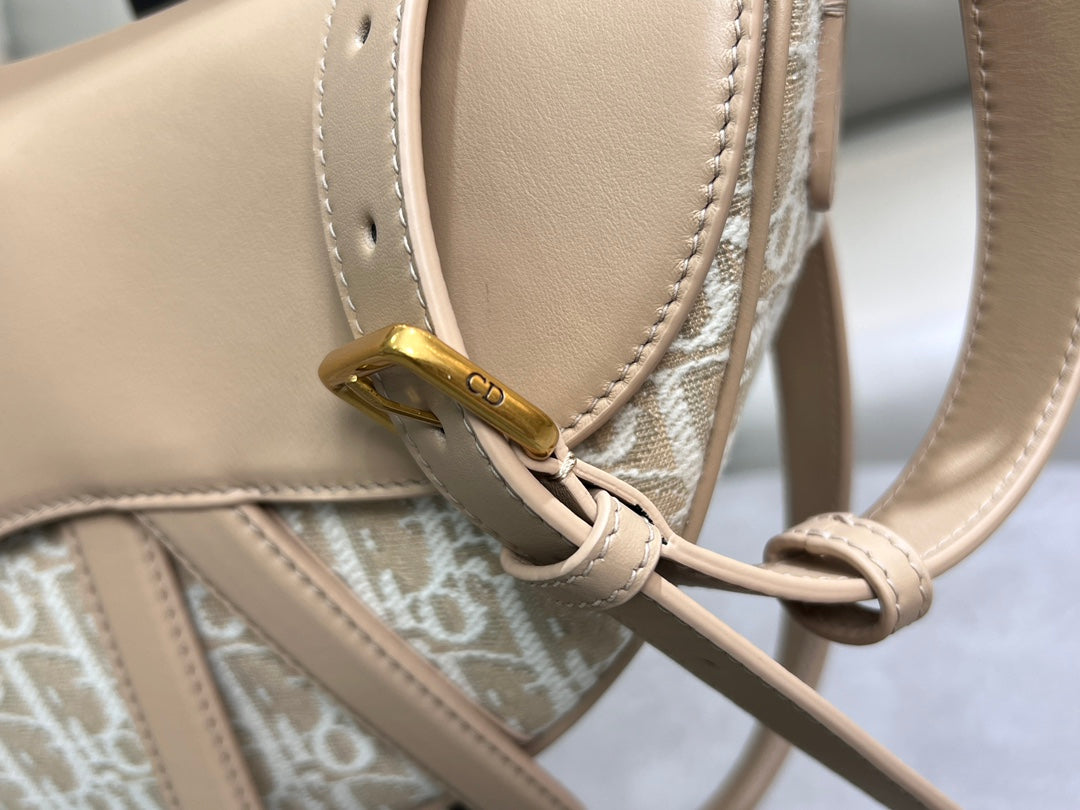 Saddle Bag