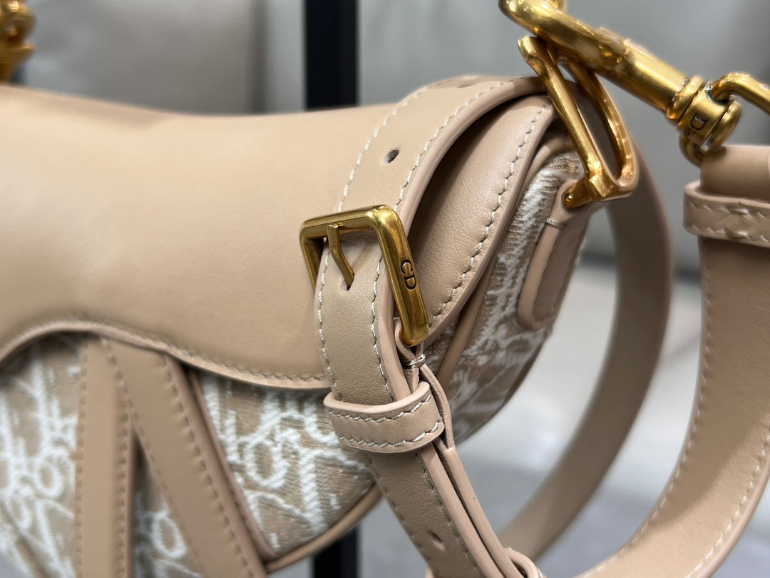 Saddle Bag