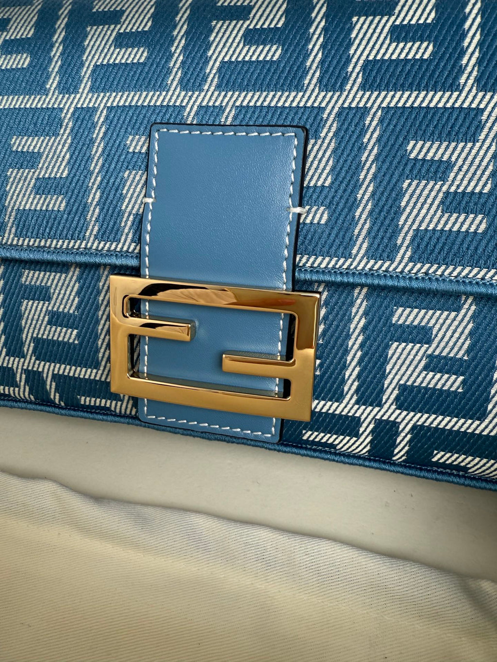 Baguette Bag