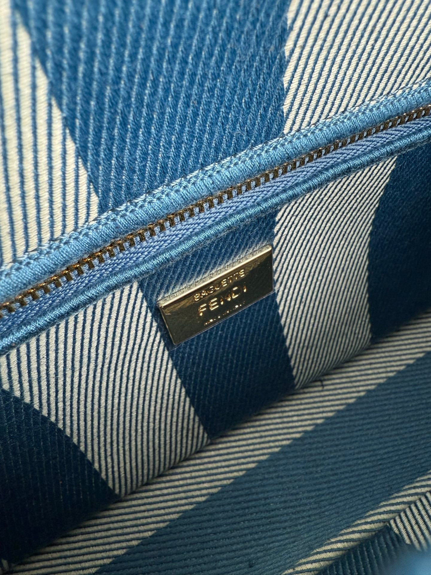 Baguette Bag