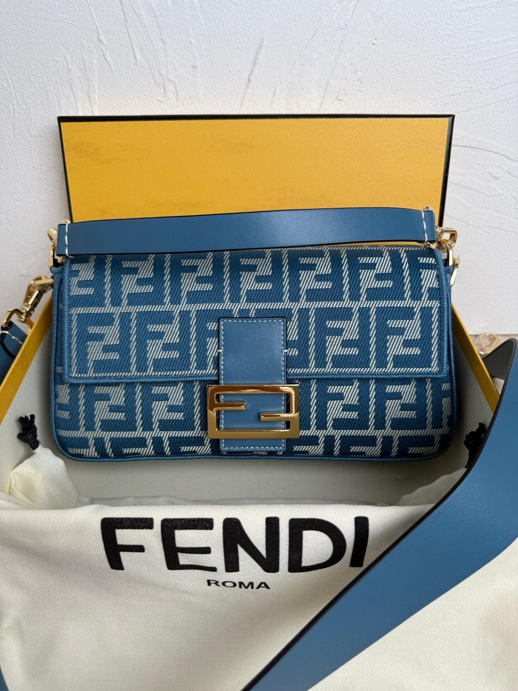 Baguette Bag