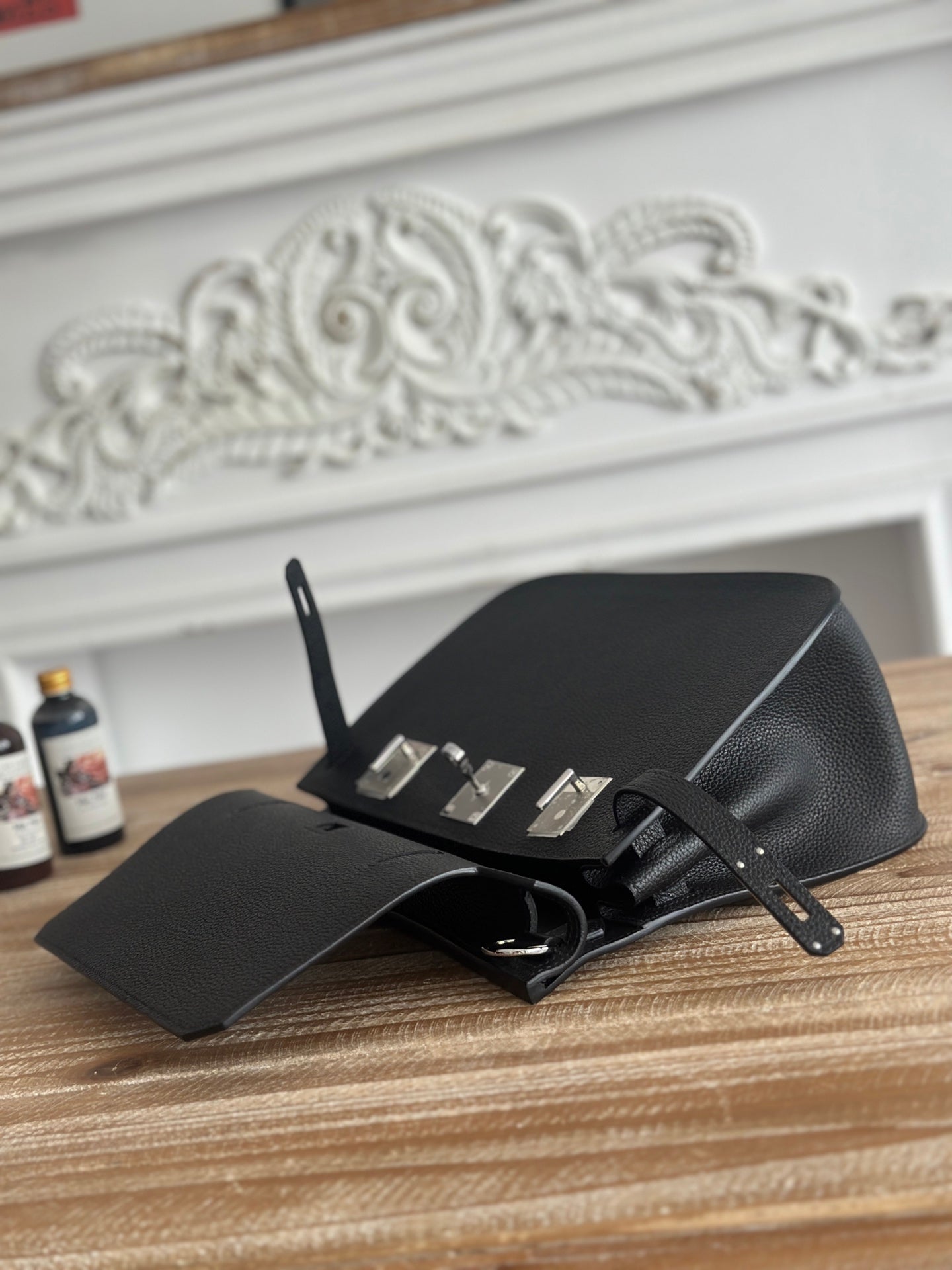 Black Jypsiere 28cm – Togo Leather, Silver Hardware