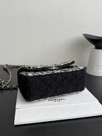 25 Tweed Flap Shoulder Bag