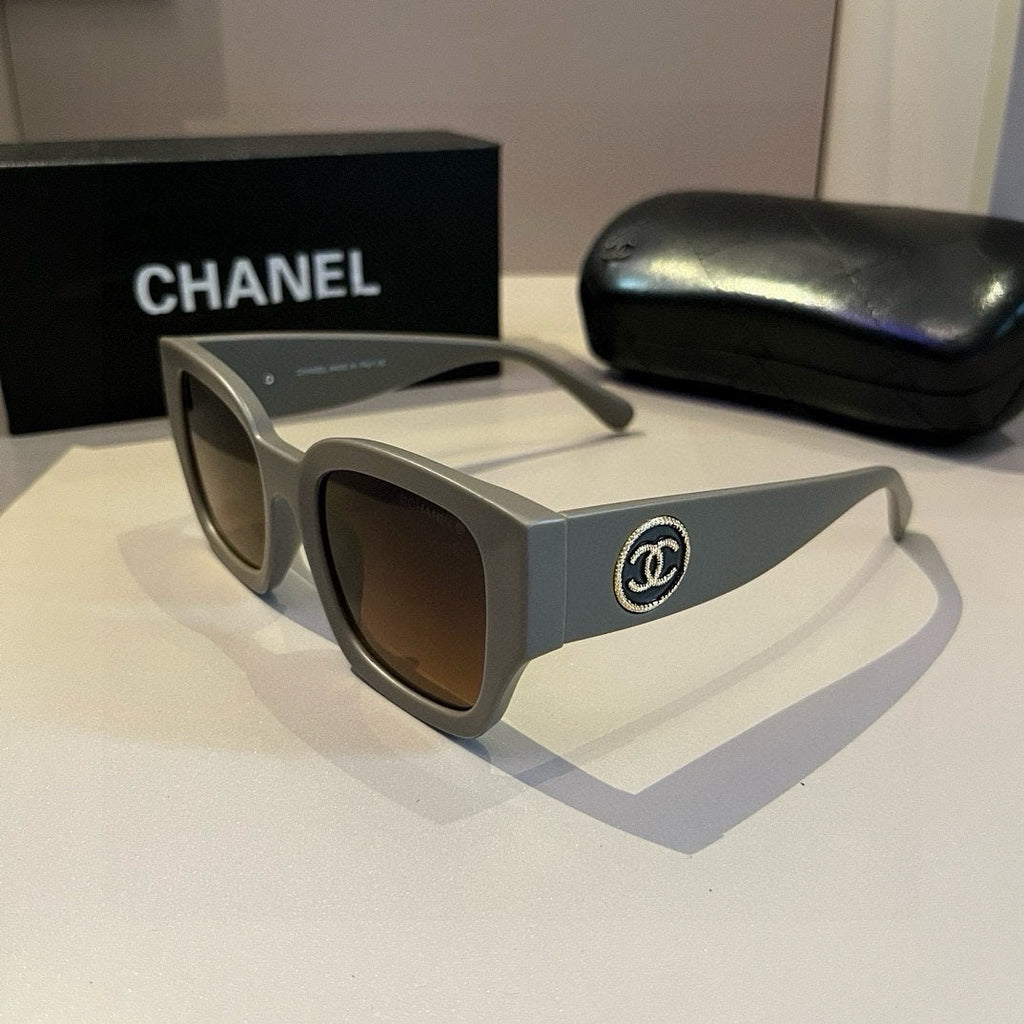 Matte Gray & Black Square Sunglasses