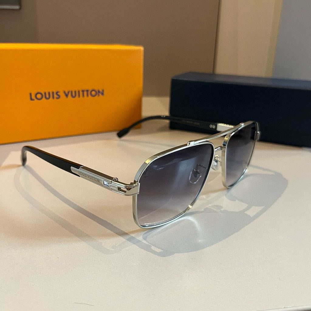 Silver Frame Gradient Aviator Sunglasses