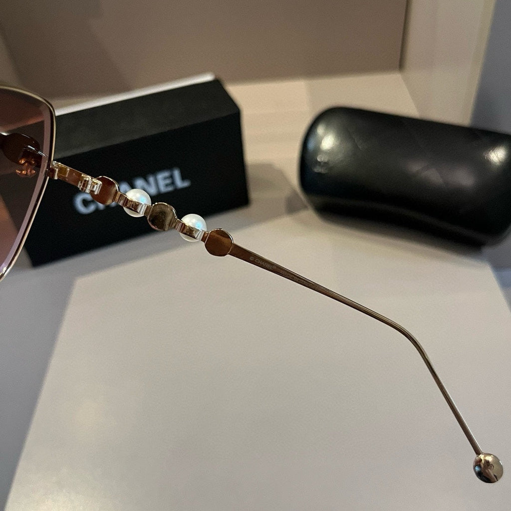 Gold Frame Square Sunglasses