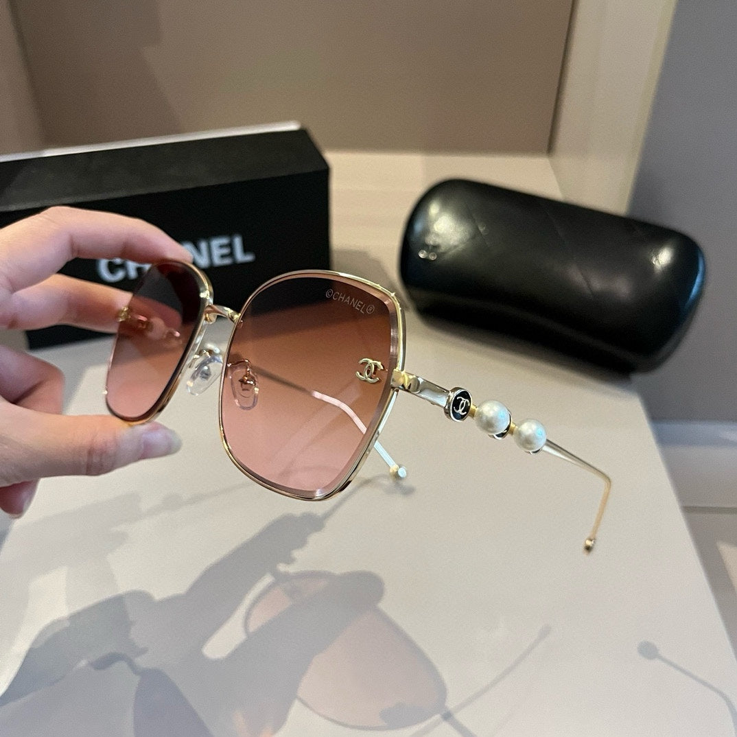 Gold Frame Square Sunglasses