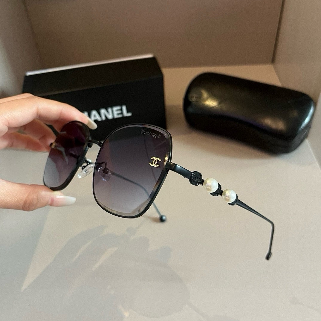 Gold Frame Square Sunglasses
