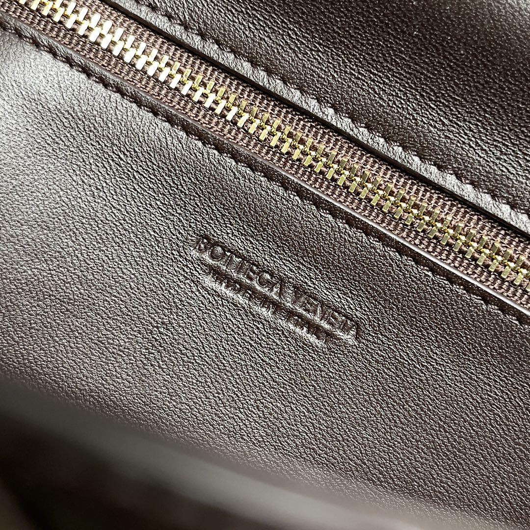 Andiamo Woven Leather Clutch Bag