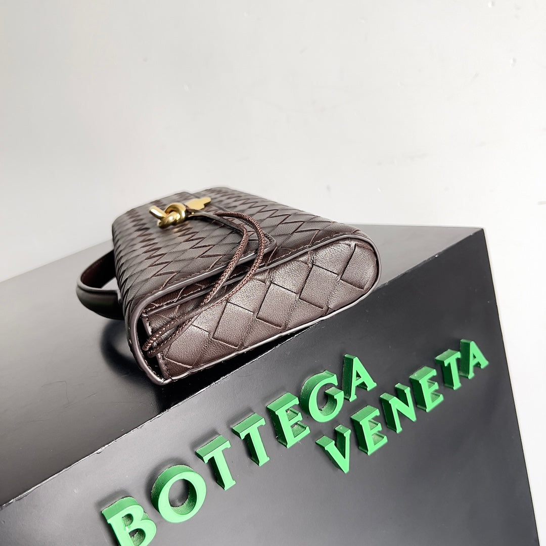 Andiamo Woven Leather Clutch Bag